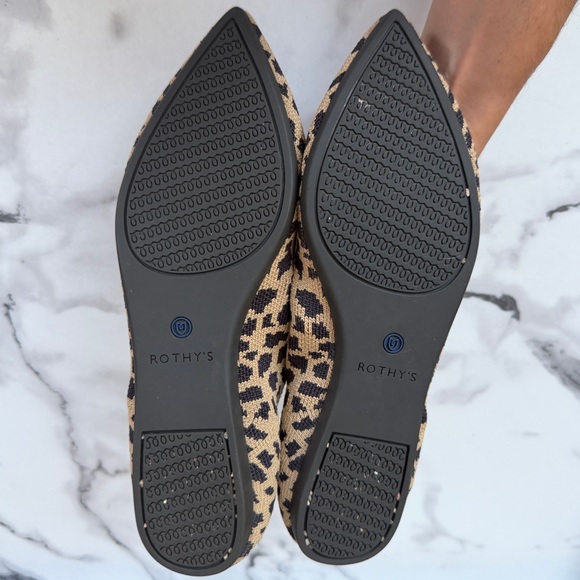 Like-New Rothy's The Point Flats in Tan Black Leopard Size 7.5 - Picture 4 of 5